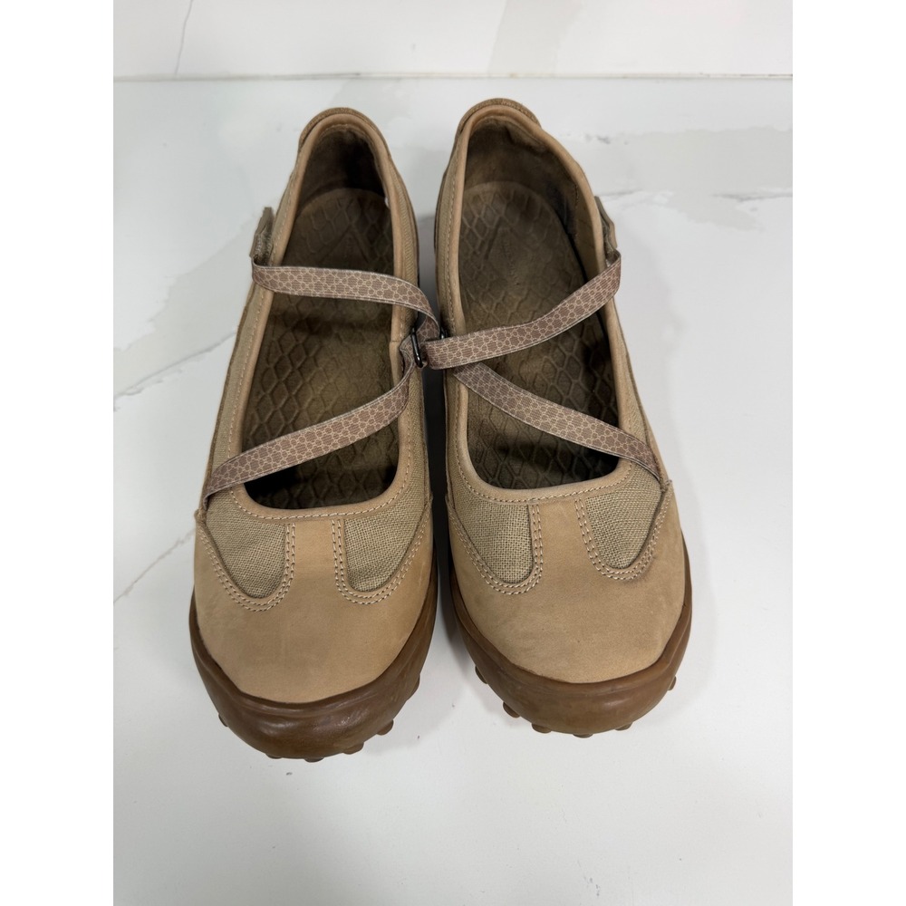 Lands' End Women's 8.5 B Tan Nubuck Mesh Mary Jane Walking Comfort Flats